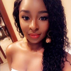 Meet your Posher, Bosede